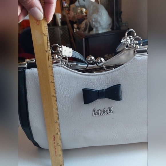 Vintage* Kate Hill Winter White Handbag/Purse - Picture 14 of 15